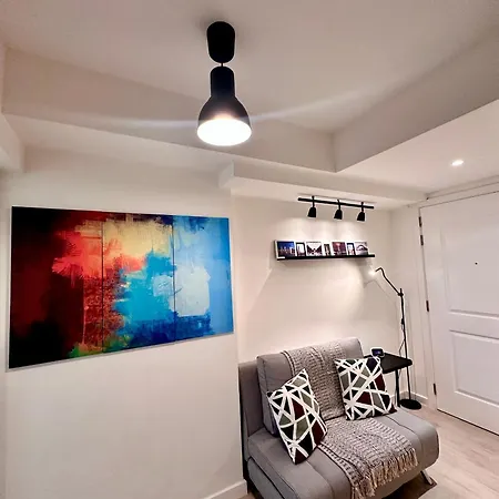 Azure 2Br 1Ba With City View Balcony And Free Parking