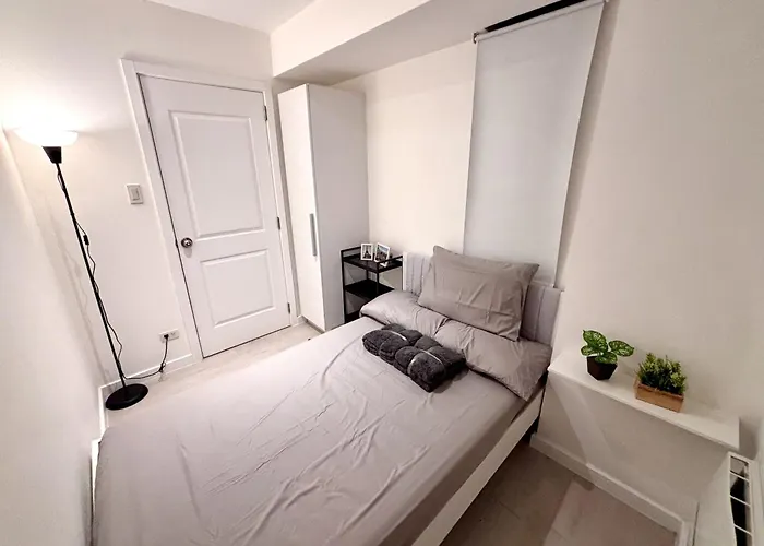 شقة Azure 2br 1ba With View Balcony And Free Parking *